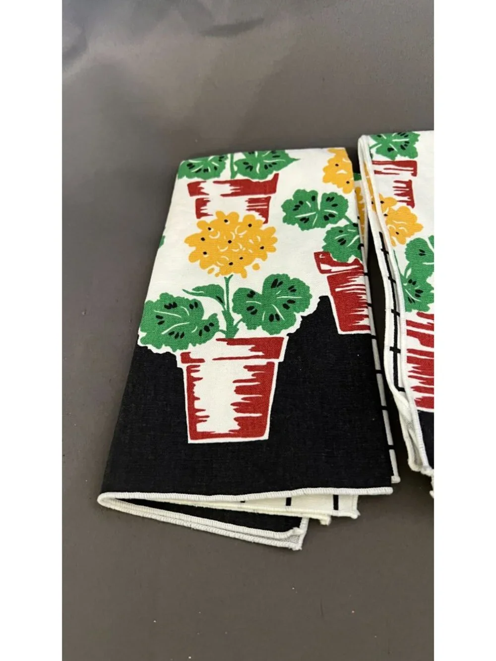 Set Of 4 Vintage Cotton Napkins With Potted Flowers Print